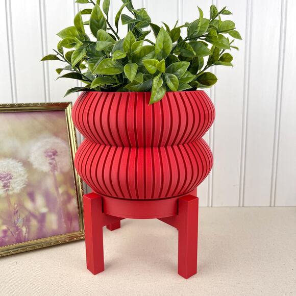 Sculptural Indoor Planter Pot, Milo Planter Pot, Indoor Flower Pot, Ridged - Picture 1 of 10